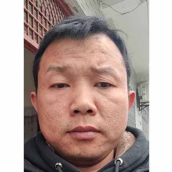 37岁岁陕西单身帅哥 - 阿拉尔吉缘网