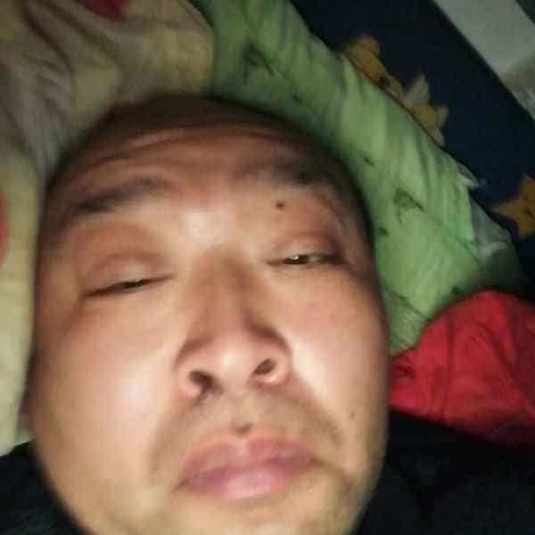 35岁岁湖北单身帅哥 - 阿拉尔吉缘网