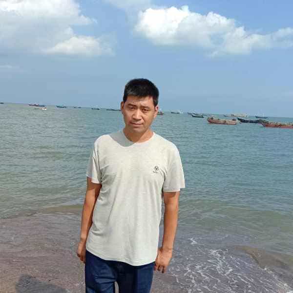 44岁岁辽宁单身帅哥 - 阿拉尔吉缘网