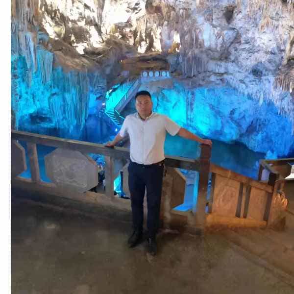 35岁岁云南单身帅哥 - 阿拉尔吉缘网