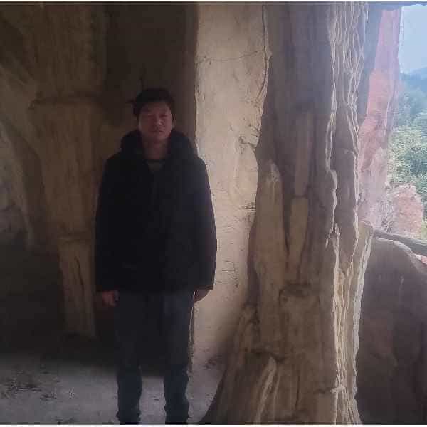 36岁岁湖北单身帅哥 - 阿拉尔吉缘网