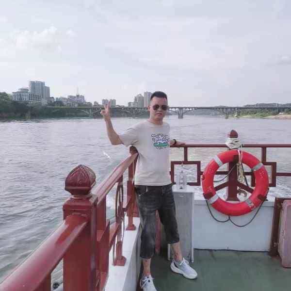 29岁岁四川单身帅哥 - 阿拉尔吉缘网
