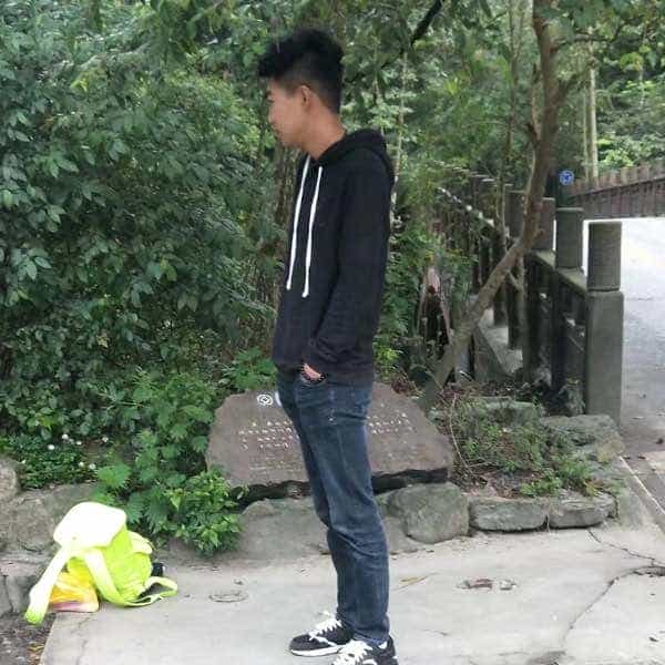 27岁岁四川单身帅哥 - 阿拉尔吉缘网